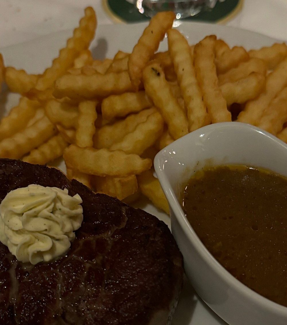 Steak mit Pommes